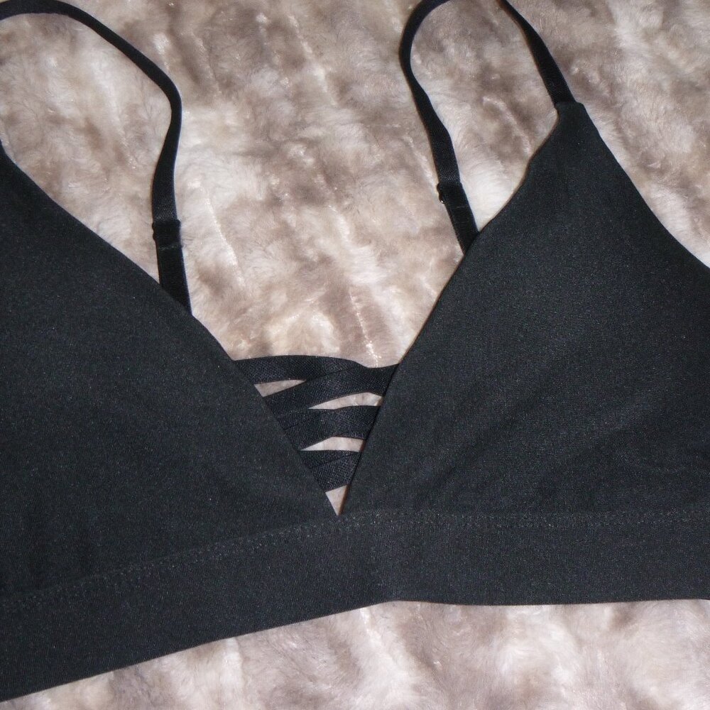Women's Black SportsBra